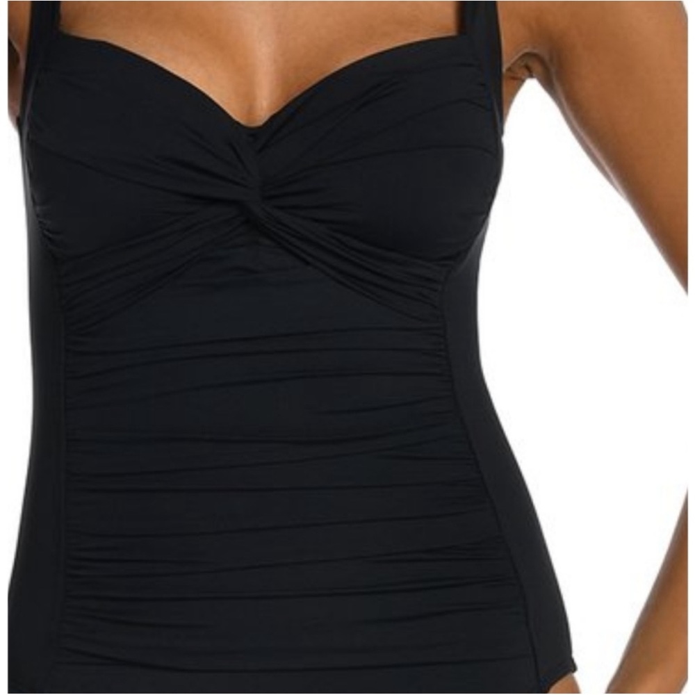 La Blanca by Rod Beattie Twist-Front One Piece Swimsuit black size 6 (bin Z) - Picture 2 of 10